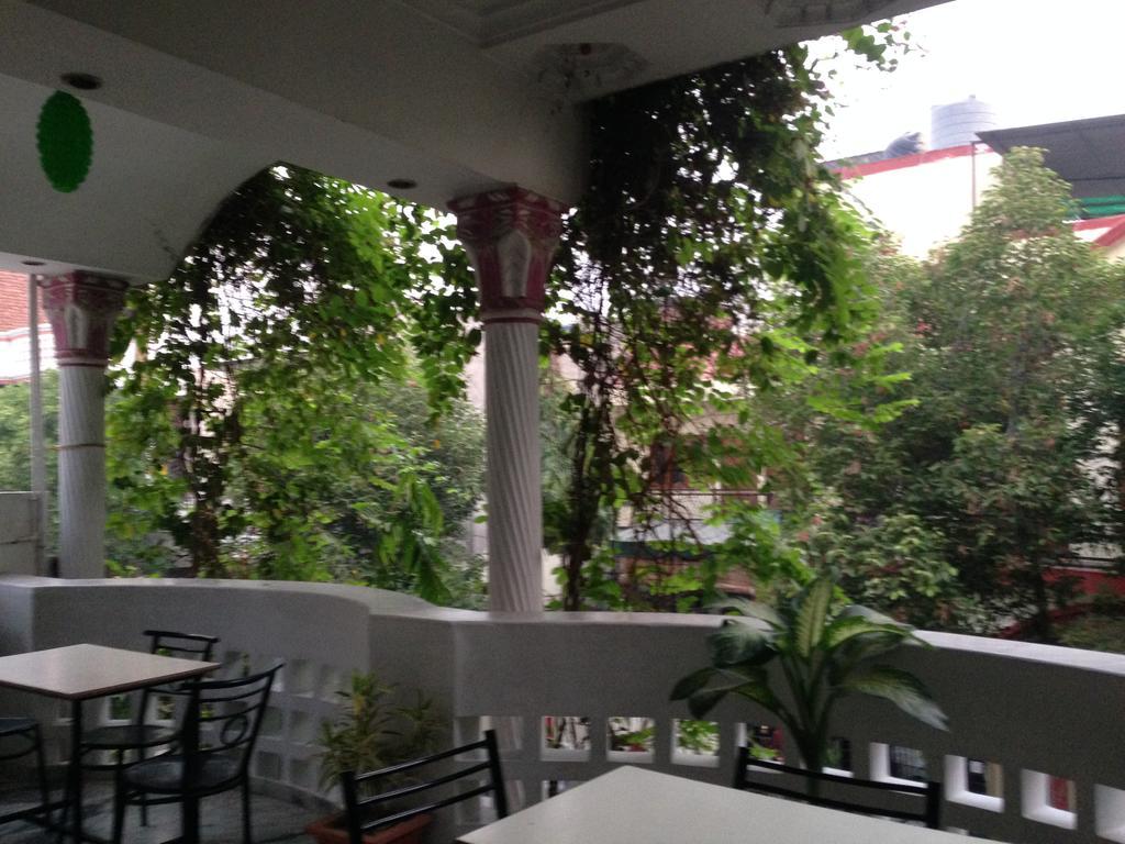 Thomas Home Stay Агра Екстер'єр фото