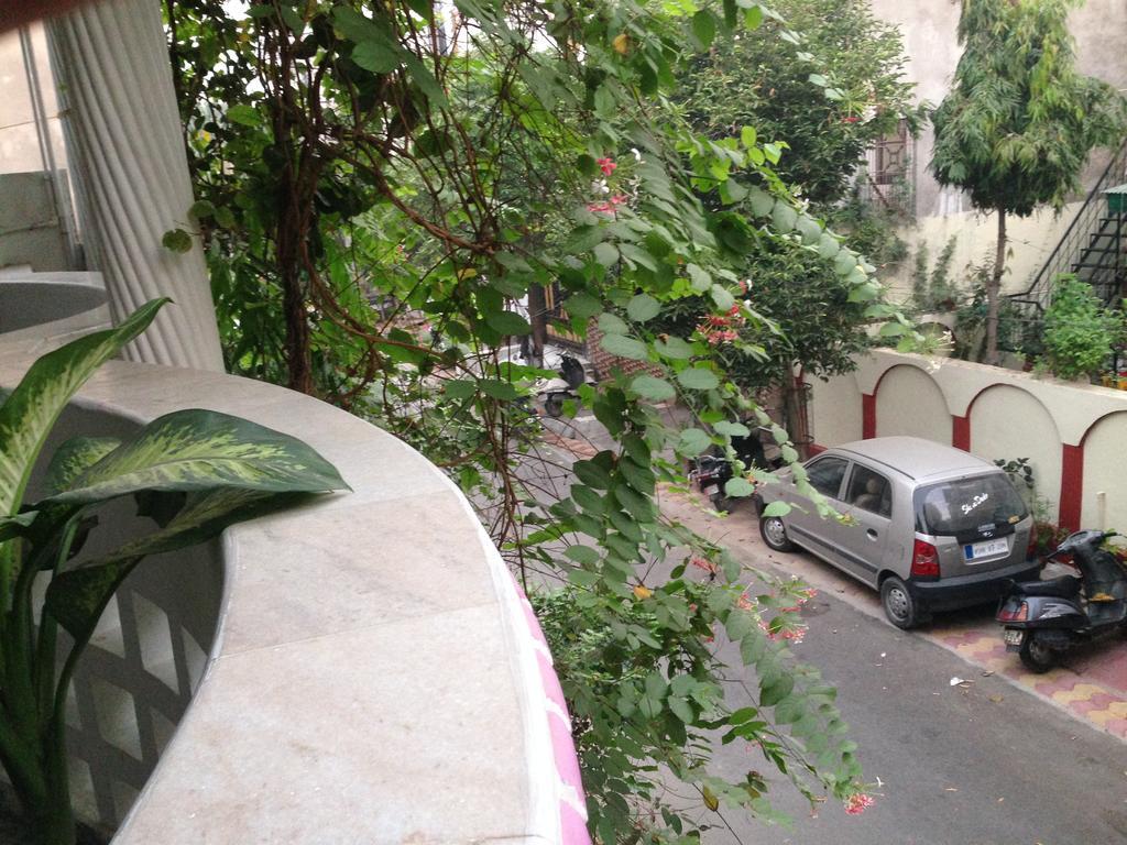 Thomas Home Stay Агра Екстер'єр фото