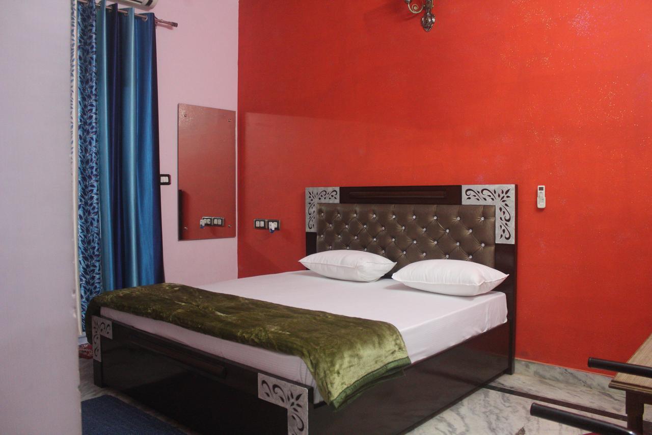 Thomas Home Stay Агра Екстер'єр фото